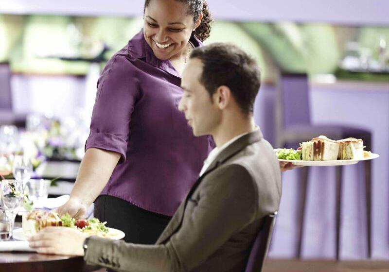 Novotel Wolverhampton City Centre