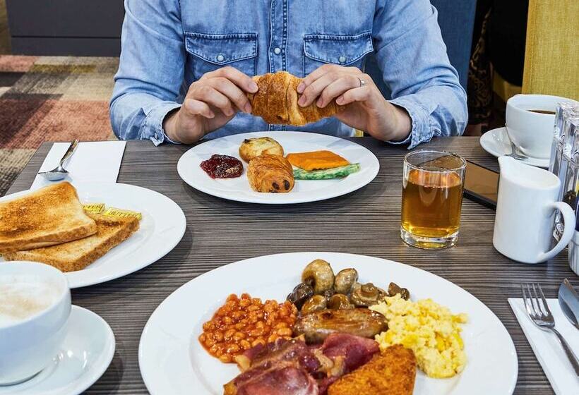 Novotel Wolverhampton City Centre