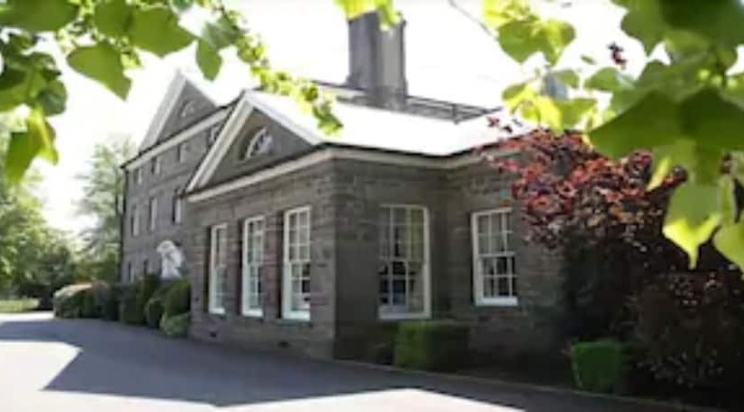 Peterstone Court Country House Restaurant & Spa