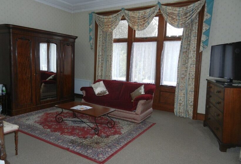 Отель Mansfield Castle