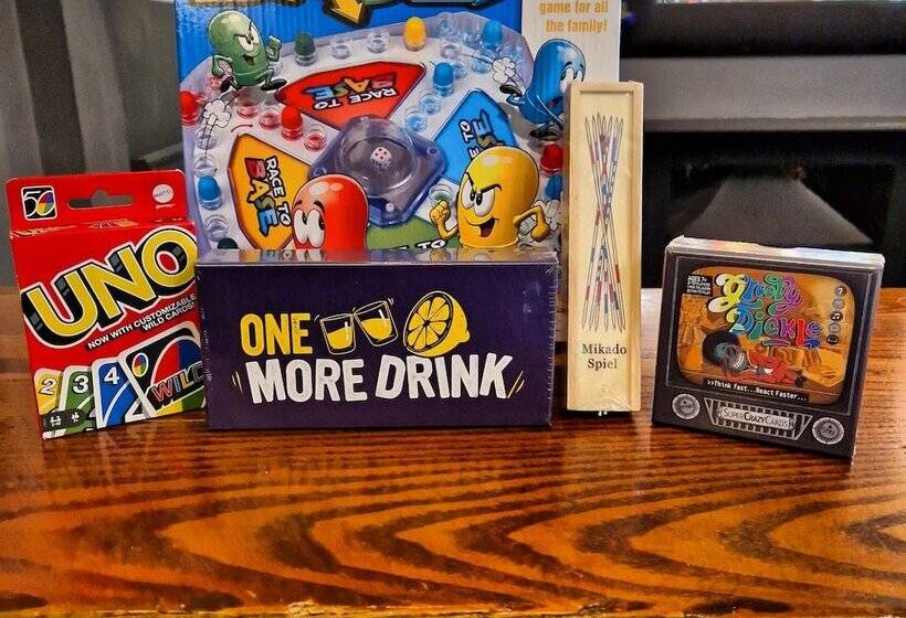 The Menai Hotel And Bar