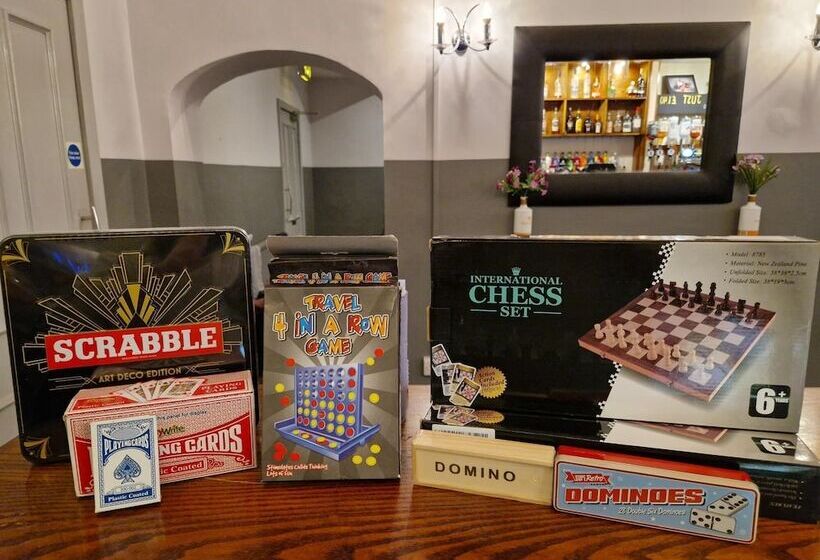 The Menai Hotel And Bar