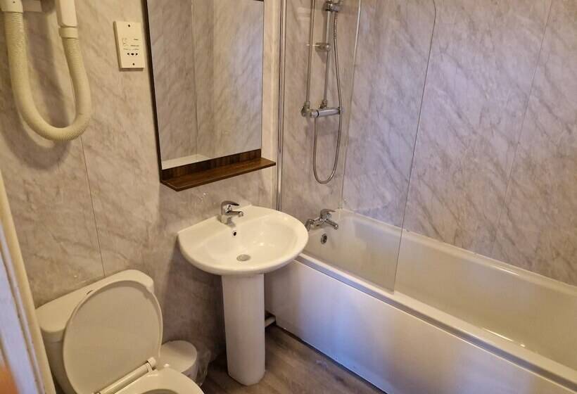 The Menai Hotel And Bar