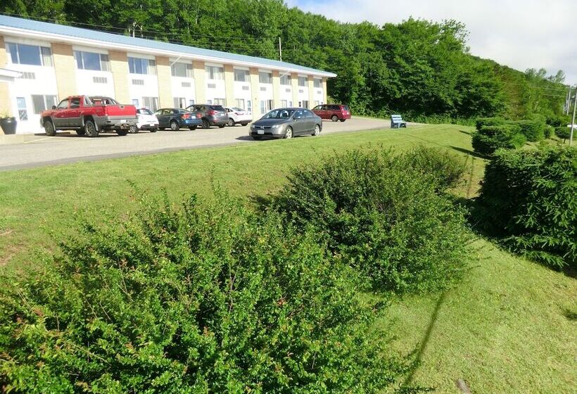 فندق Admiral Digby Inn Restaurant And Cottages