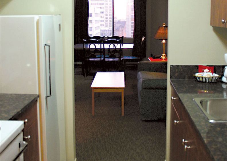 فندق Alberta Place Suite