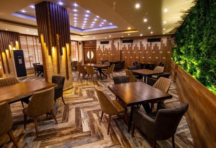 בית מלון כפרי Arpezos