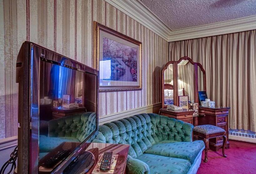 Отель Athabasca