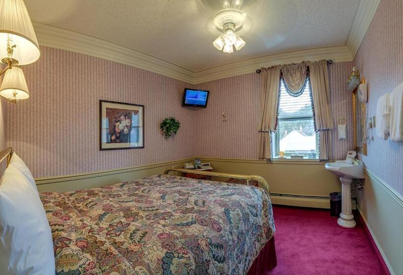 Отель Athabasca