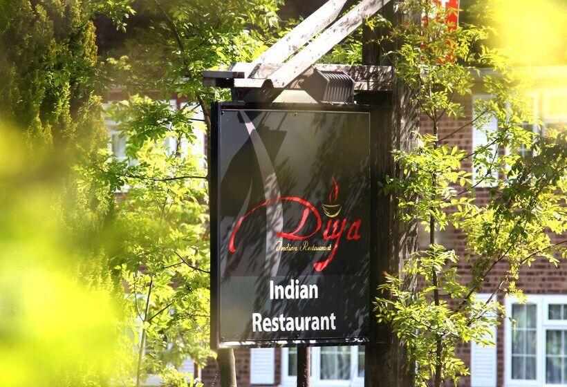 Отель Best Western Gatwick Skylane