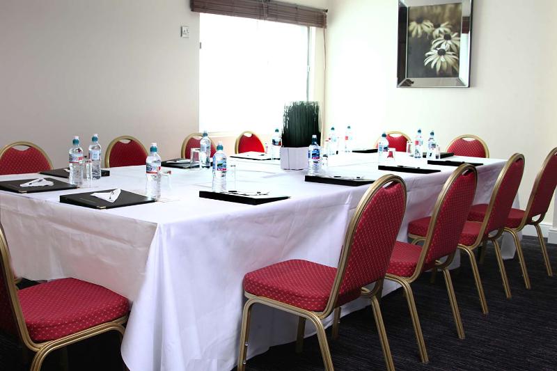 Отель Best Western Gatwick Skylane