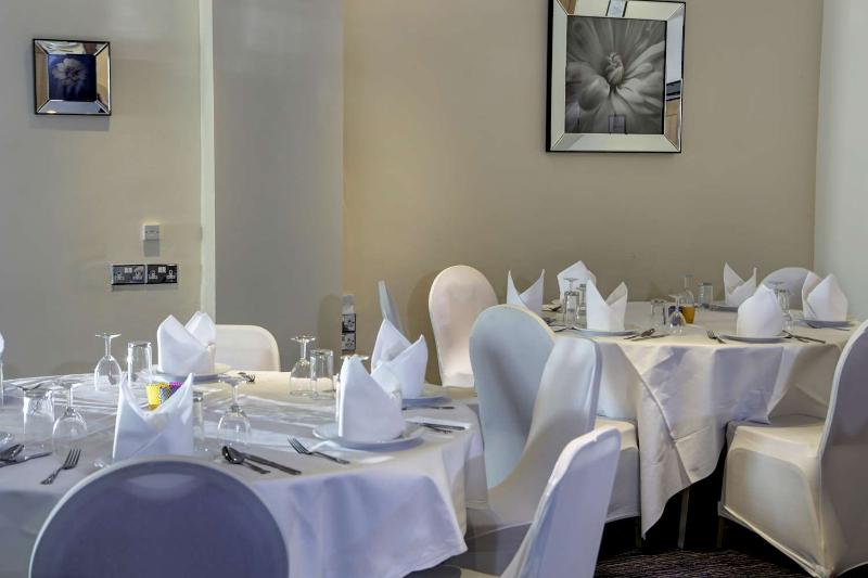 Отель Best Western Gatwick Skylane