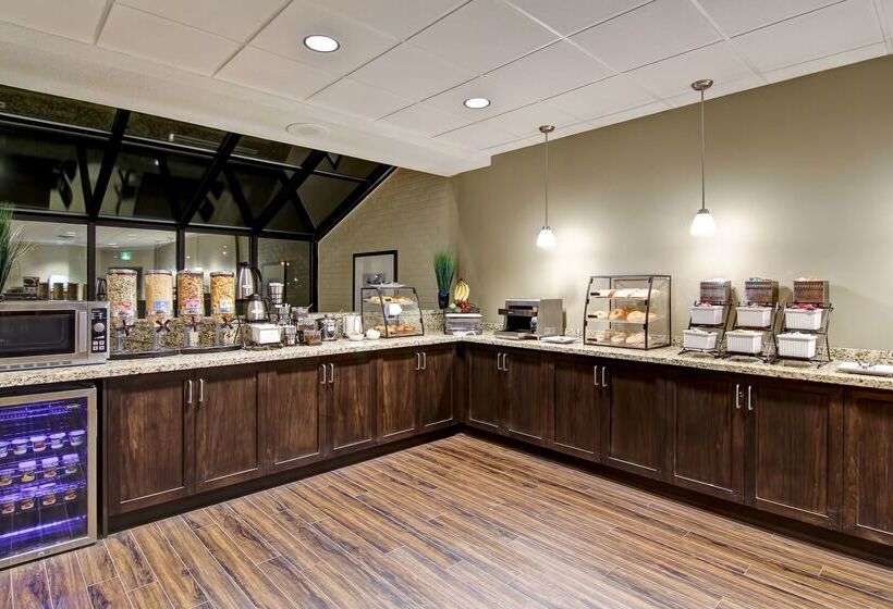 בית מלון כפרי Best Western London Airport Inn & Suites