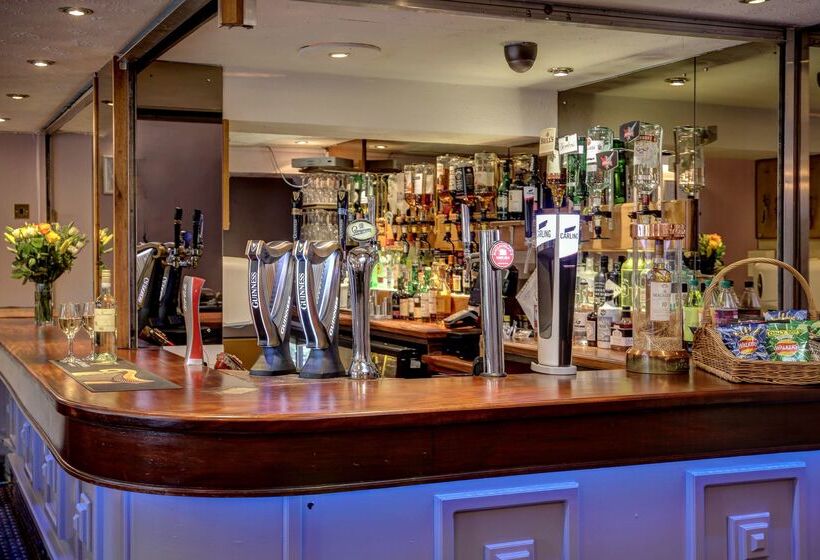 בית מלון כפרי Best Western Queens