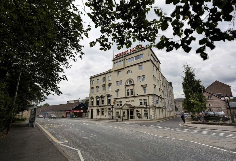 בית מלון כפרי Best Western Queens