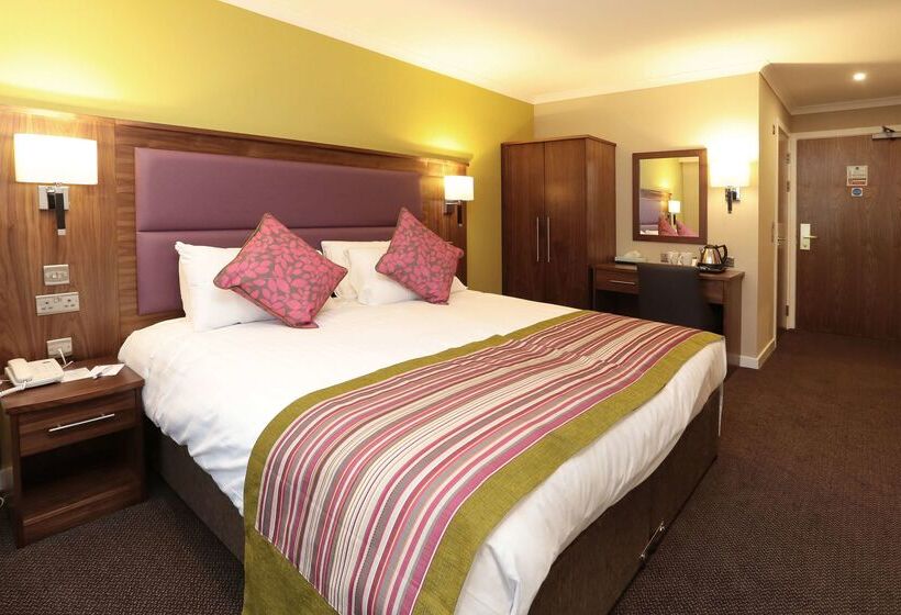 בית מלון כפרי Best Western Woodlands