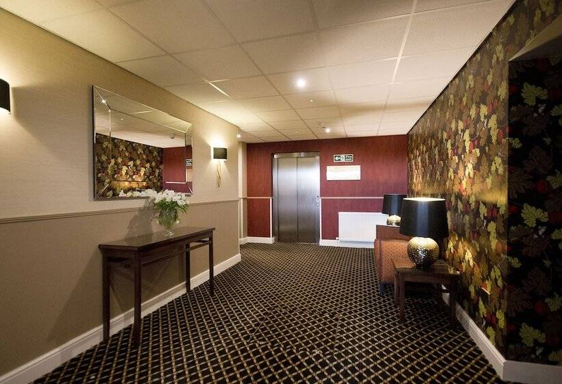 בית מלון כפרי Best Western Woodlands