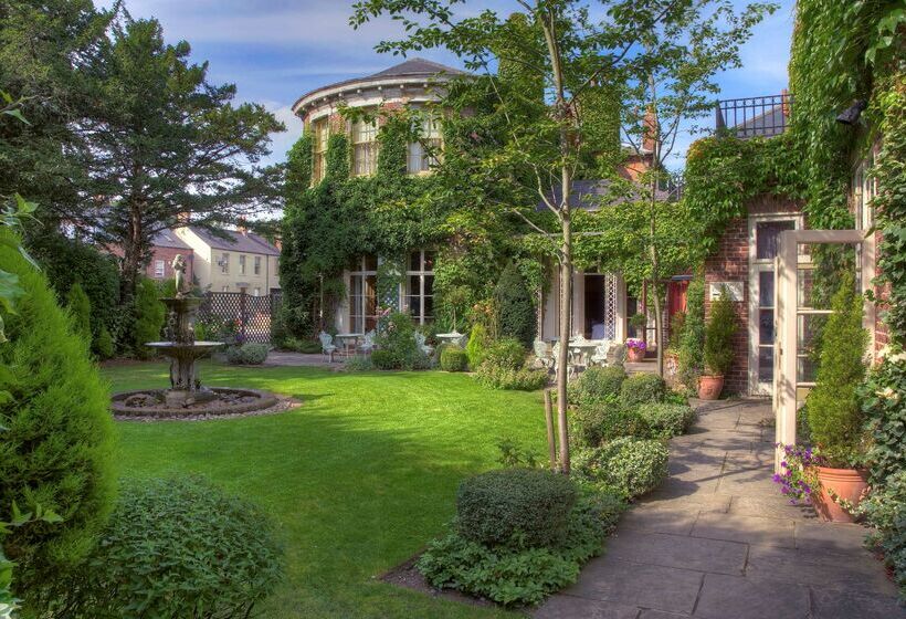 York Pavilion Hotel, Sure Hotel Collection By Best Western