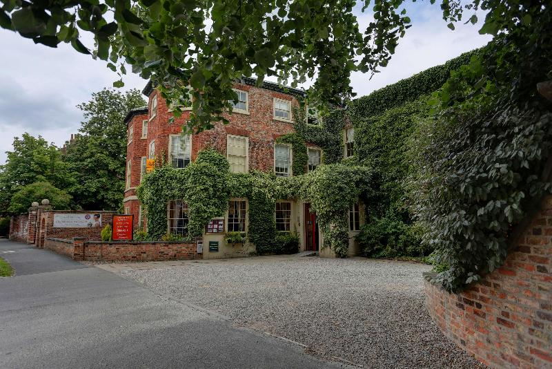 York Pavilion Hotel, Sure Hotel Collection By Best Western