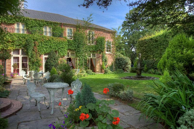 York Pavilion Hotel, Sure Hotel Collection By Best Western