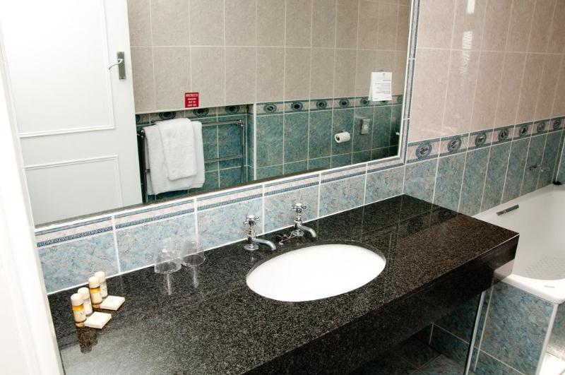 בית מלון כפרי Birch Selsdon