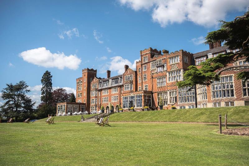 בית מלון כפרי Birch Selsdon