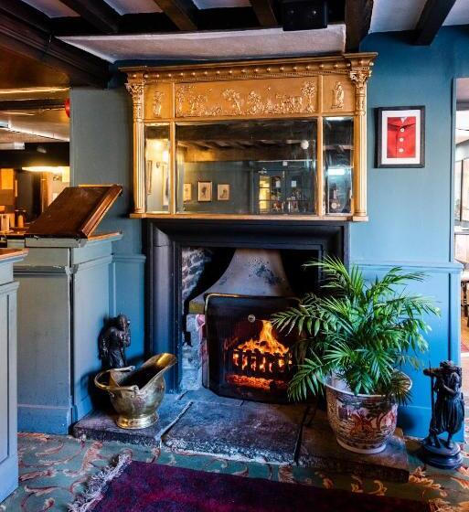 호텔 The George Inn