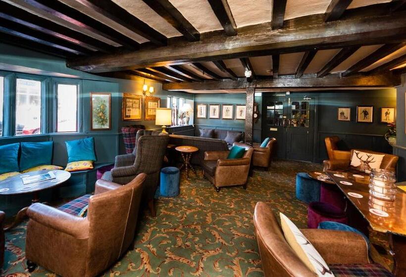 בית מלון כפרי The George Inn