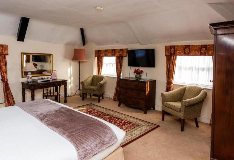 בית מלון כפרי The George Inn