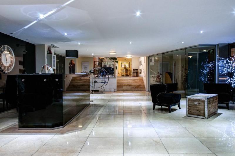 ホテル Clayton Lodge