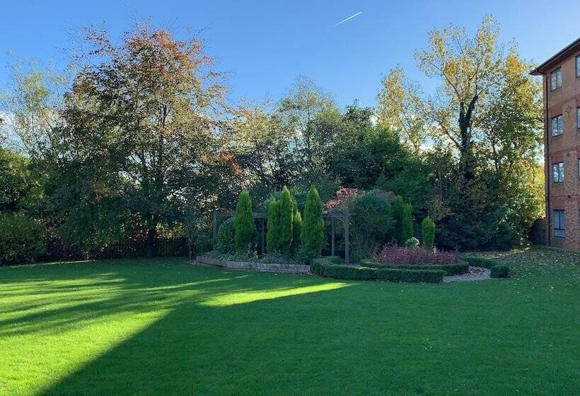 Doubletree By Hilton Hotel Sheffield Park