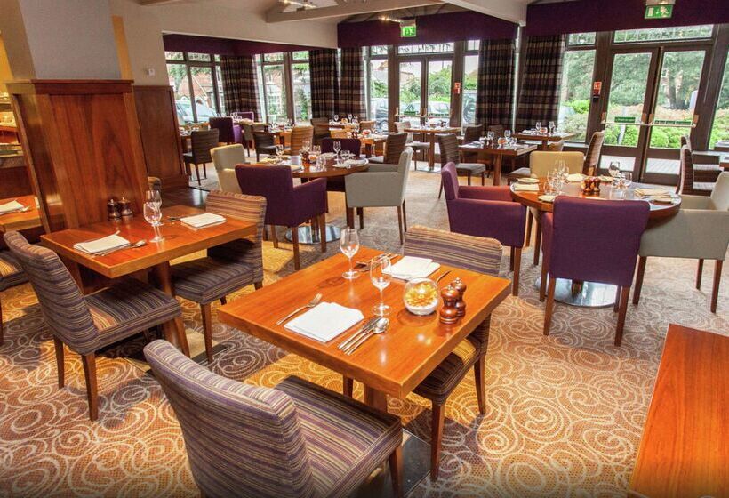 ホテル The Doubletree By Hilton Stratford Upon Avon