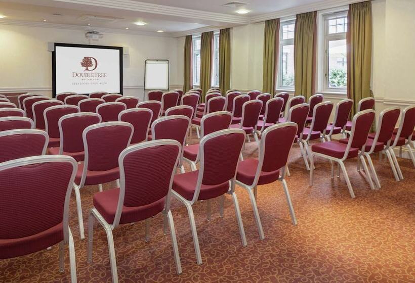 ホテル The Doubletree By Hilton Stratford Upon Avon