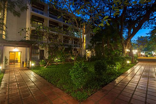 בית מלון כפרי Embassy Place