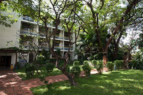 בית מלון כפרי Embassy Place