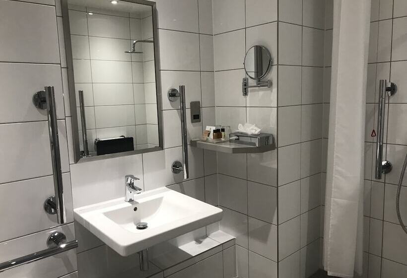 فندق Holiday Inn London Shepperton, An Ihg