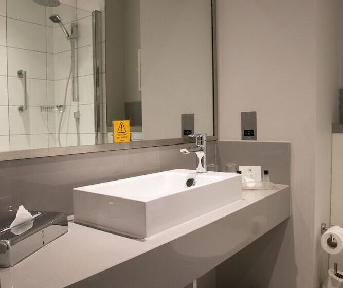 فندق Holiday Inn London Shepperton, An Ihg