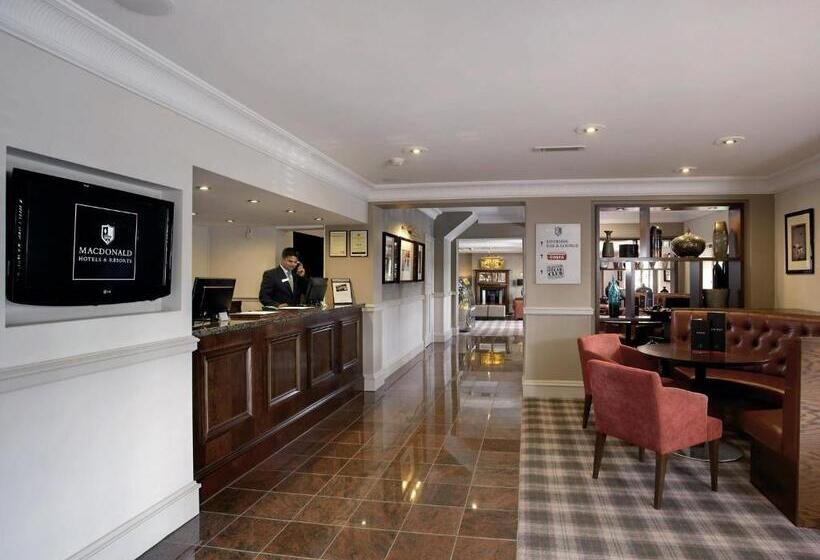 فندق Macdonald Tickled Trout