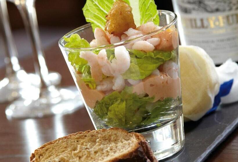 فندق Macdonald Tickled Trout