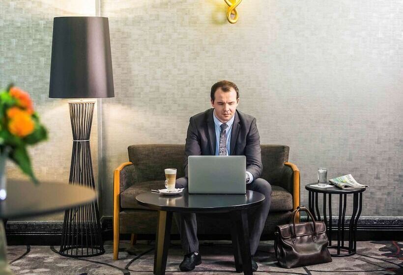 Mercure Dartford Brands Hatch Hotel & Spa