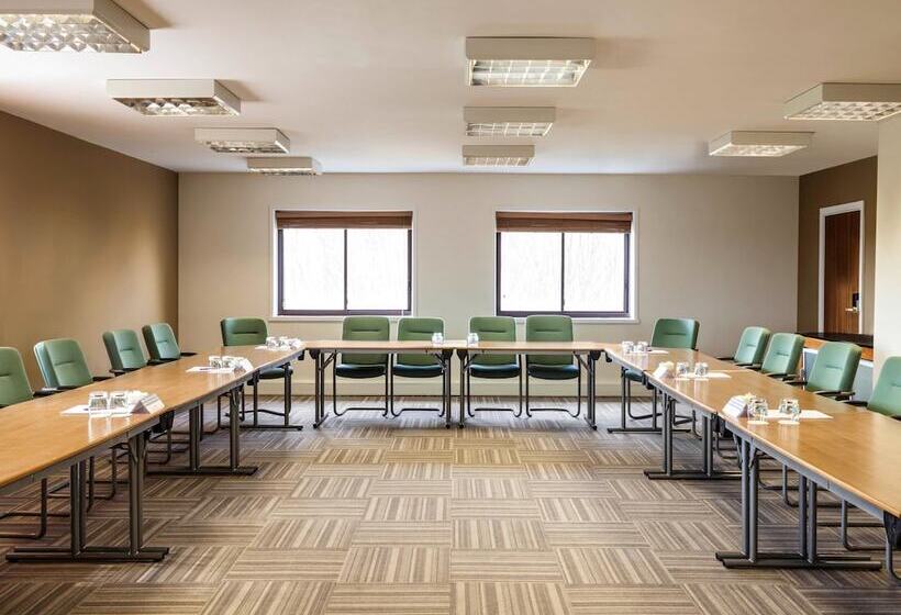 Mercure Dartford Brands Hatch Hotel & Spa