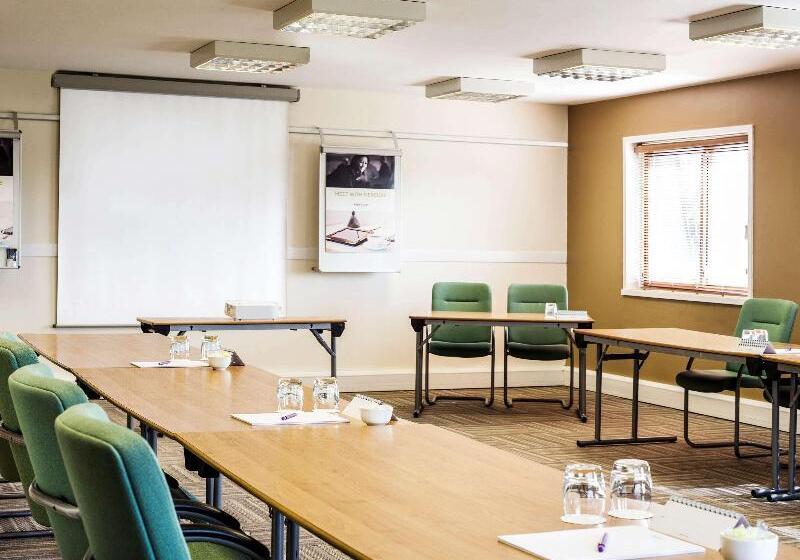 Mercure Dartford Brands Hatch Hotel & Spa