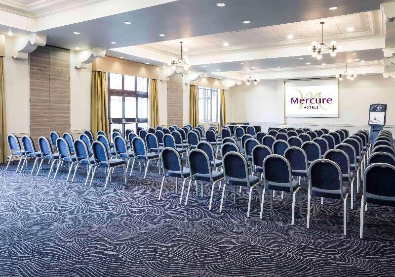 Mercure Dartford Brands Hatch Hotel & Spa