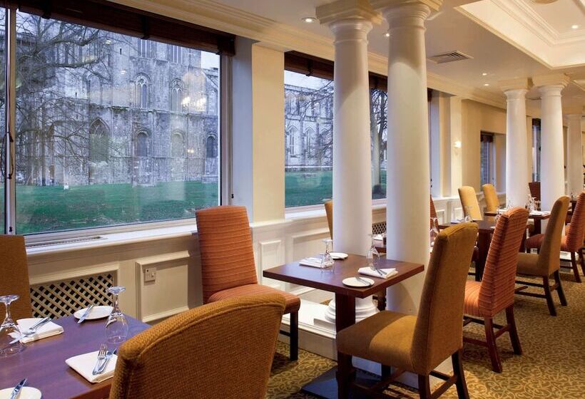 ホテル Mercure Winchester Wessex