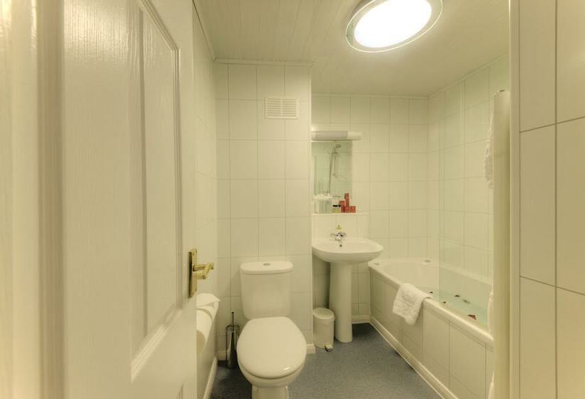 هتل Muthu Queens Oban