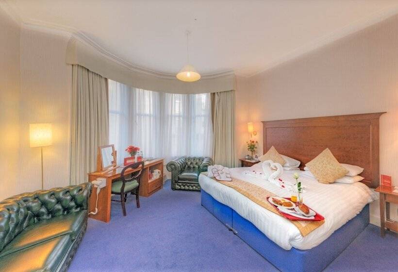 هتل Muthu Queens Oban