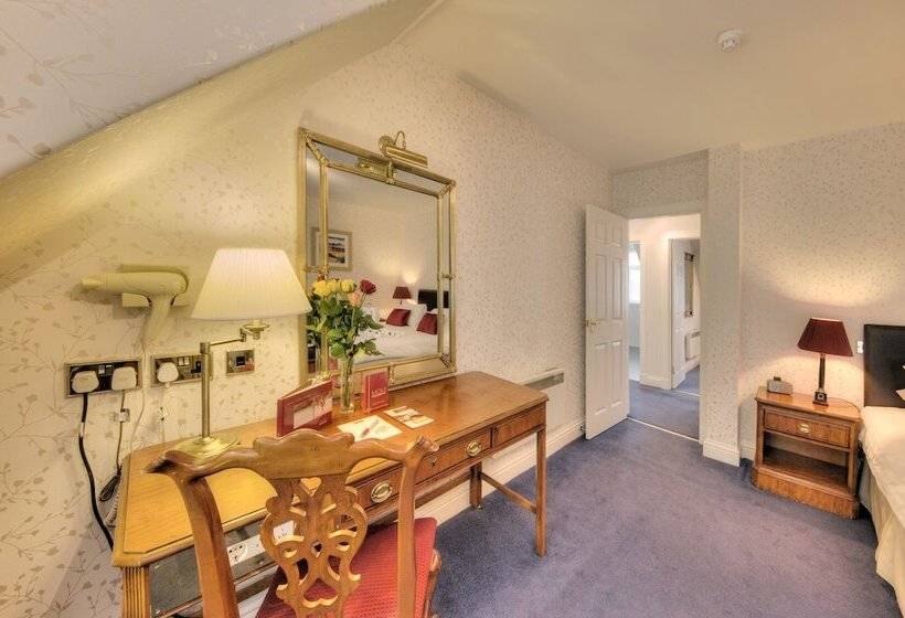 هتل Muthu Queens Oban