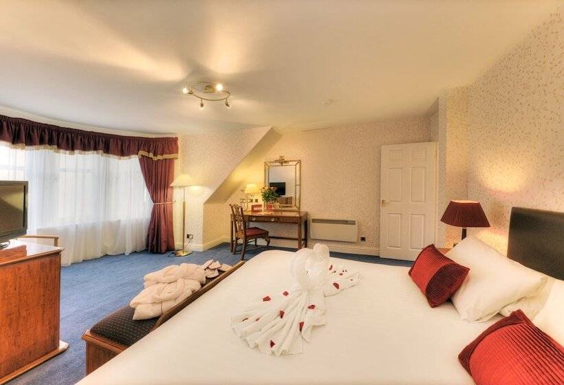 هتل Muthu Queens Oban