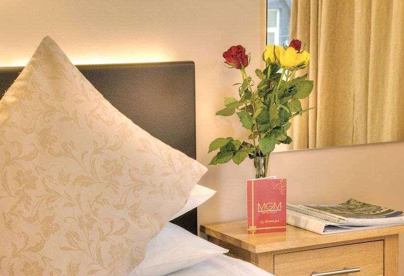 هتل Muthu Queens Oban