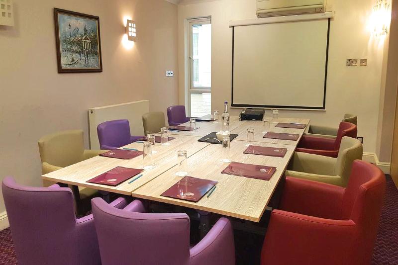 ホテル The Queensgate