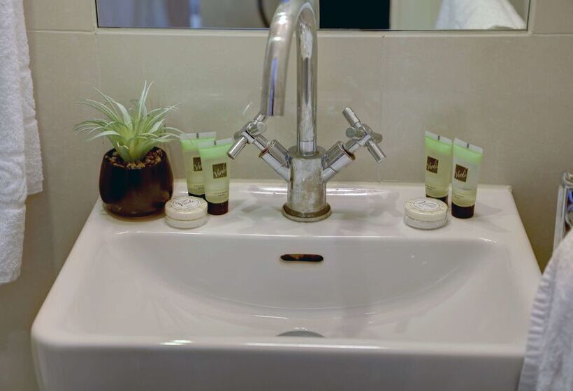 Queensway Hotel, Sure Hotel Collection By Best Western